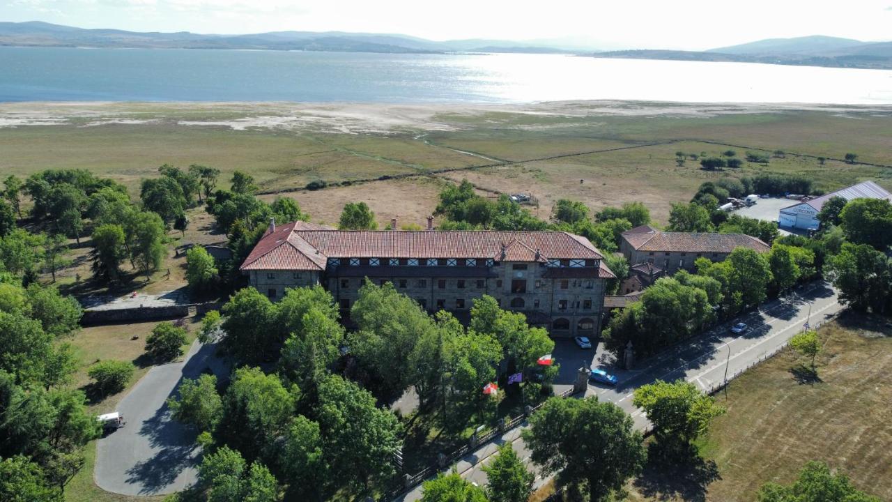 Balneario De Corconte Hotel Cabanas de Virtus Exterior foto